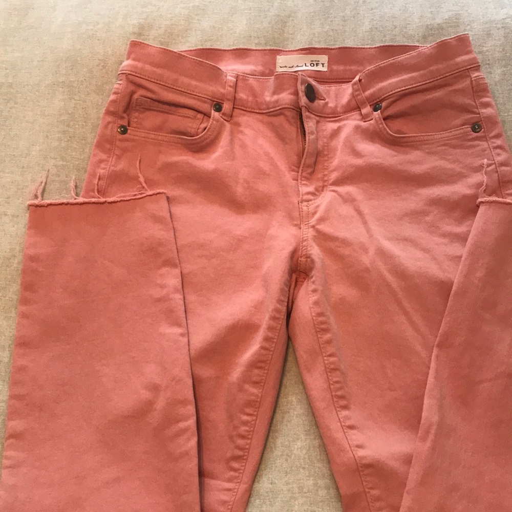 LOFT raw hem skinny crop